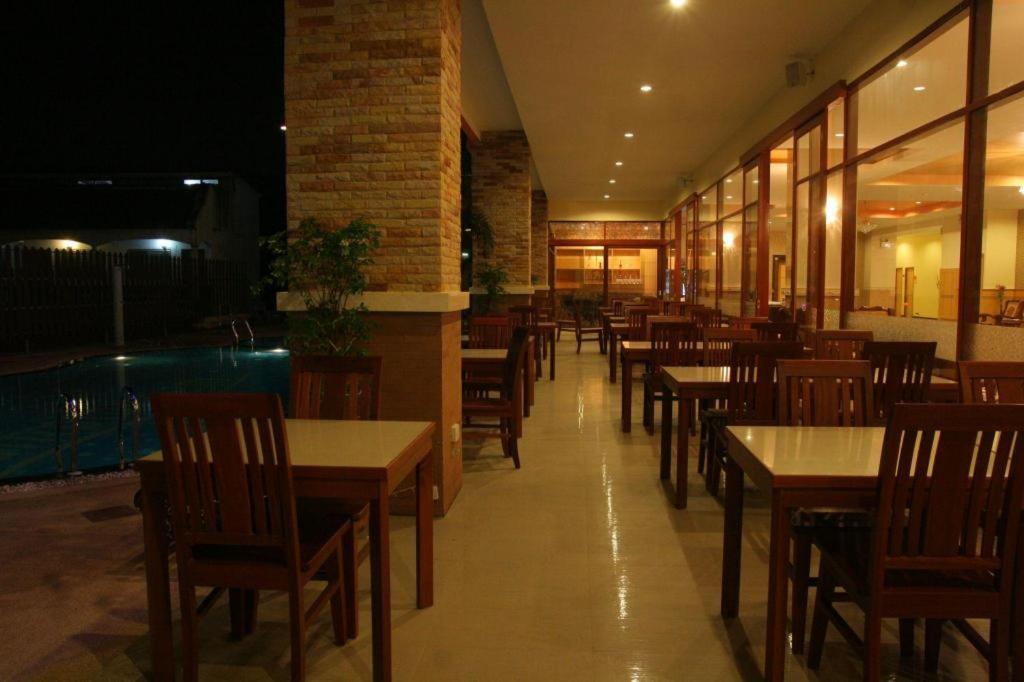 Siam Platinum Pattaya Hotel Ngoại thất bức ảnh