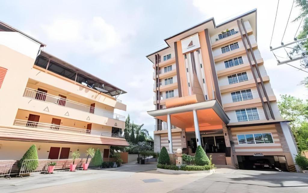 Siam Platinum Pattaya Hotel Ngoại thất bức ảnh