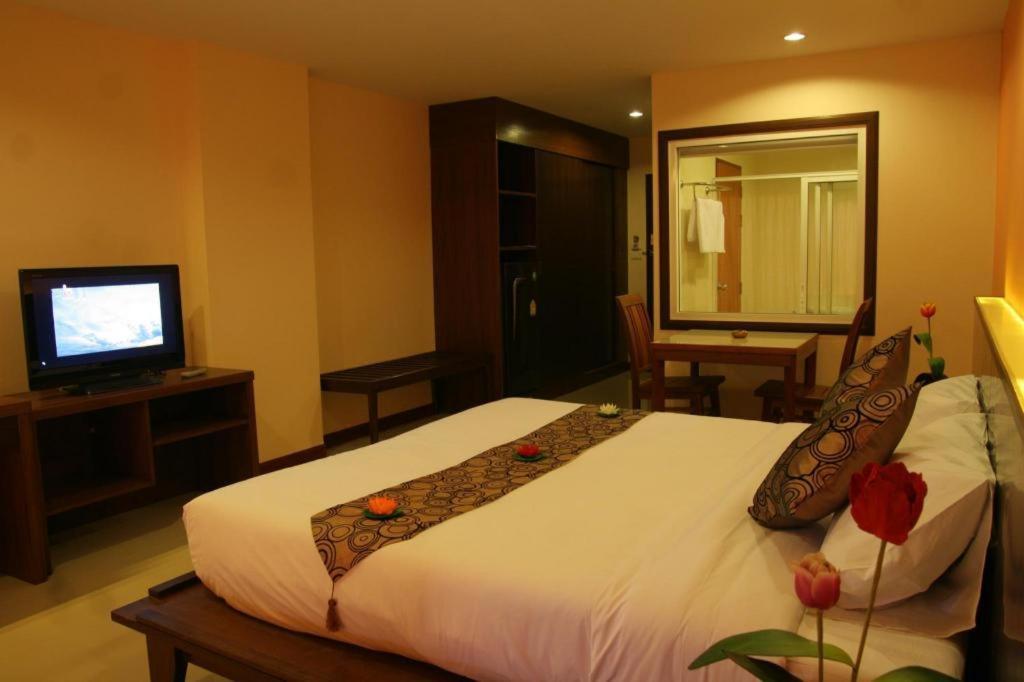 Siam Platinum Pattaya Hotel Ngoại thất bức ảnh
