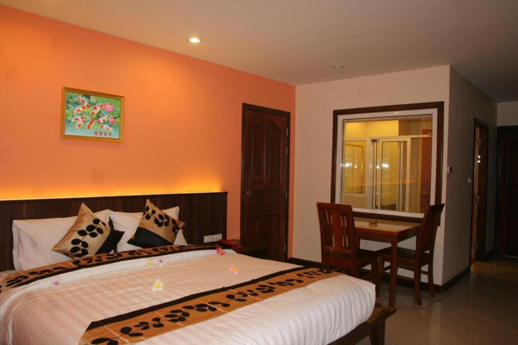 Siam Platinum Pattaya Hotel Ngoại thất bức ảnh
