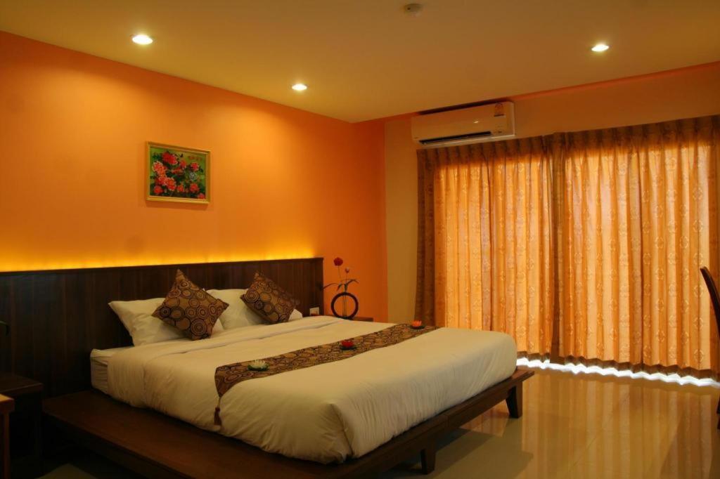 Siam Platinum Pattaya Hotel Ngoại thất bức ảnh