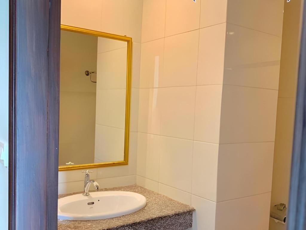 Siam Platinum Pattaya Hotel Ngoại thất bức ảnh