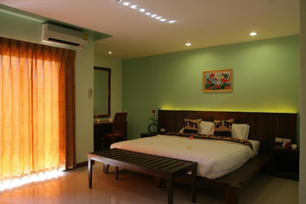 Siam Platinum Pattaya Hotel Ngoại thất bức ảnh
