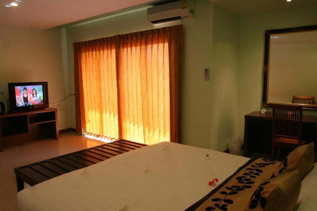 Siam Platinum Pattaya Hotel Ngoại thất bức ảnh